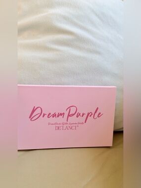 De'Lanci Dream Purple Eyeshadow Palette - Pink